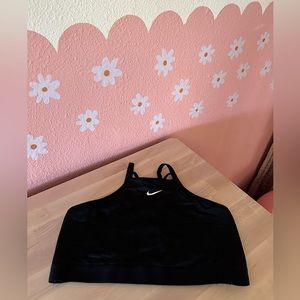Nike top